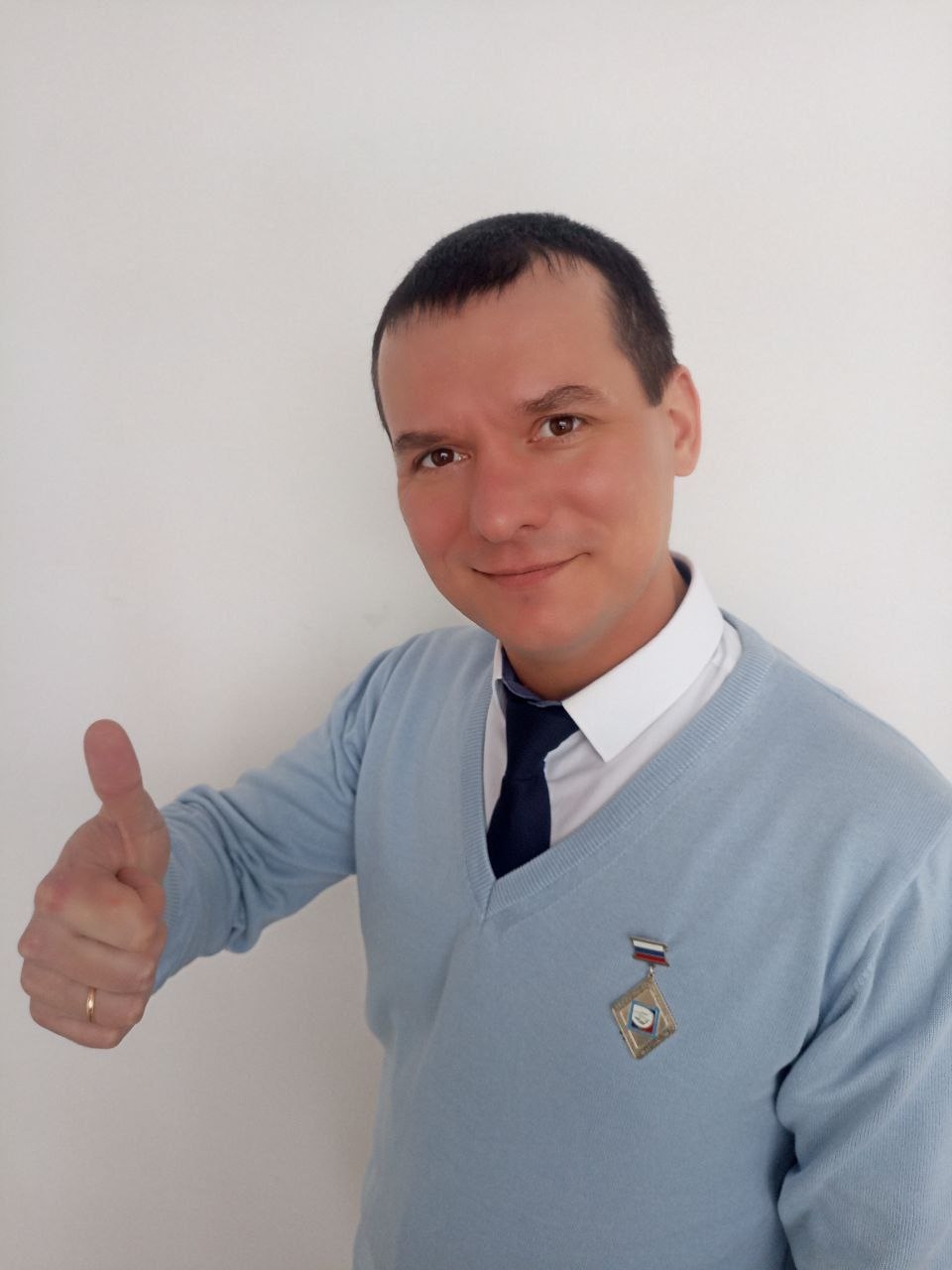 Поздравляем  Евгения  Николаевича  Артемьева -директора Государственного бюджетного учреждения  Пермского края   «Центр социальной адаптации»