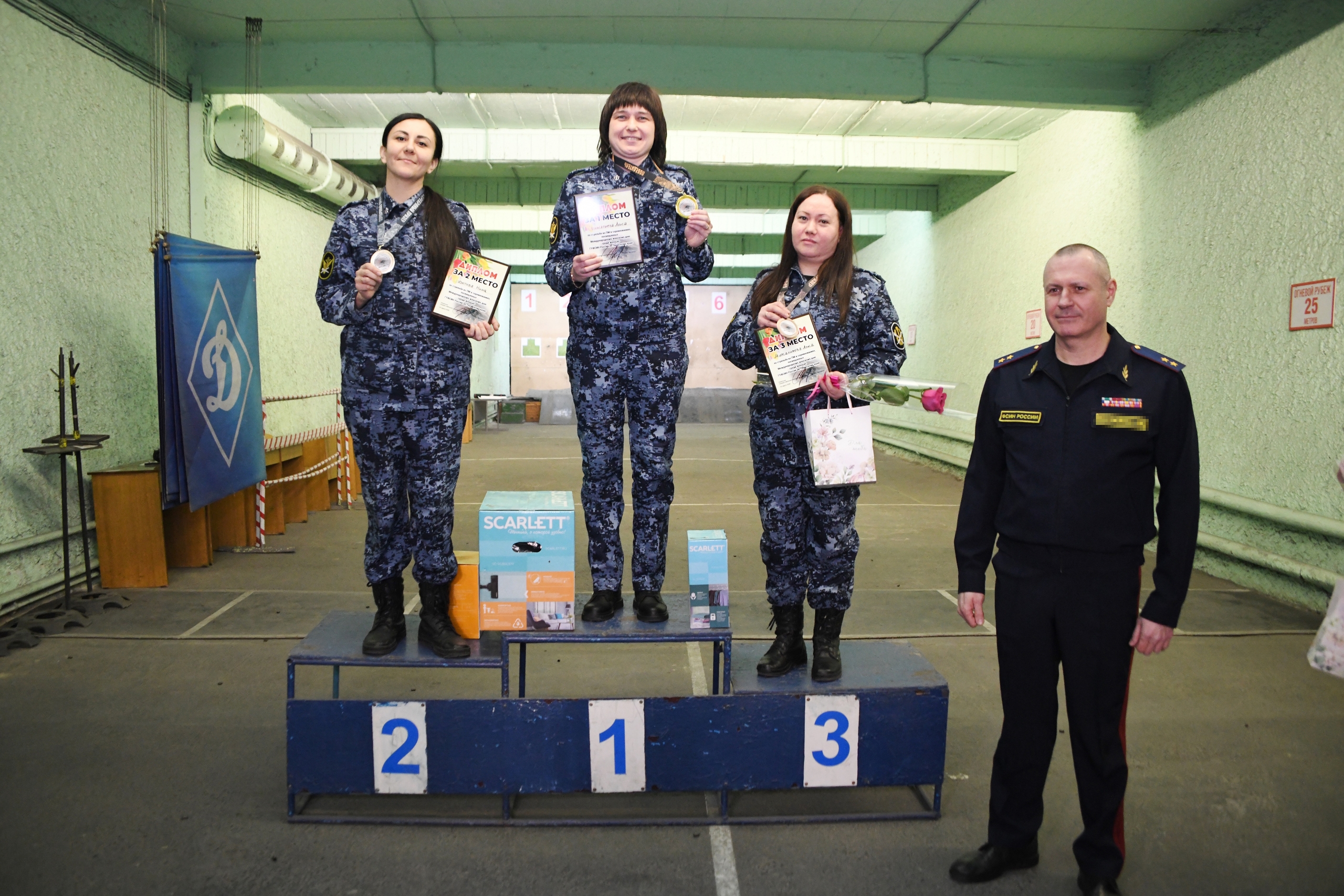 В преддверии Международного женского дня в тире стадиона Динамо состоялся Чемпионат по стрельбе из пистолета Макарова среди женщин – сотрудников отделов и служб ГУФСИН России по Пермскому краю, а также подведомственных учреждений.